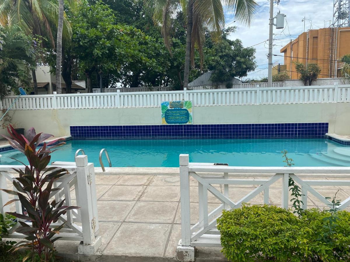 Finest Accommodation Renfrew Place 4-12 Renfrew Rd 2 Bedroom 2 Bat Apt # 15 New Kinston Jamaica Κίνγκστον Εξωτερικό φωτογραφία